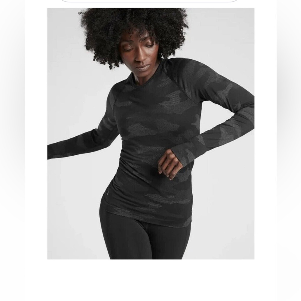 Athleta Speedlight Camo Top (size XS)